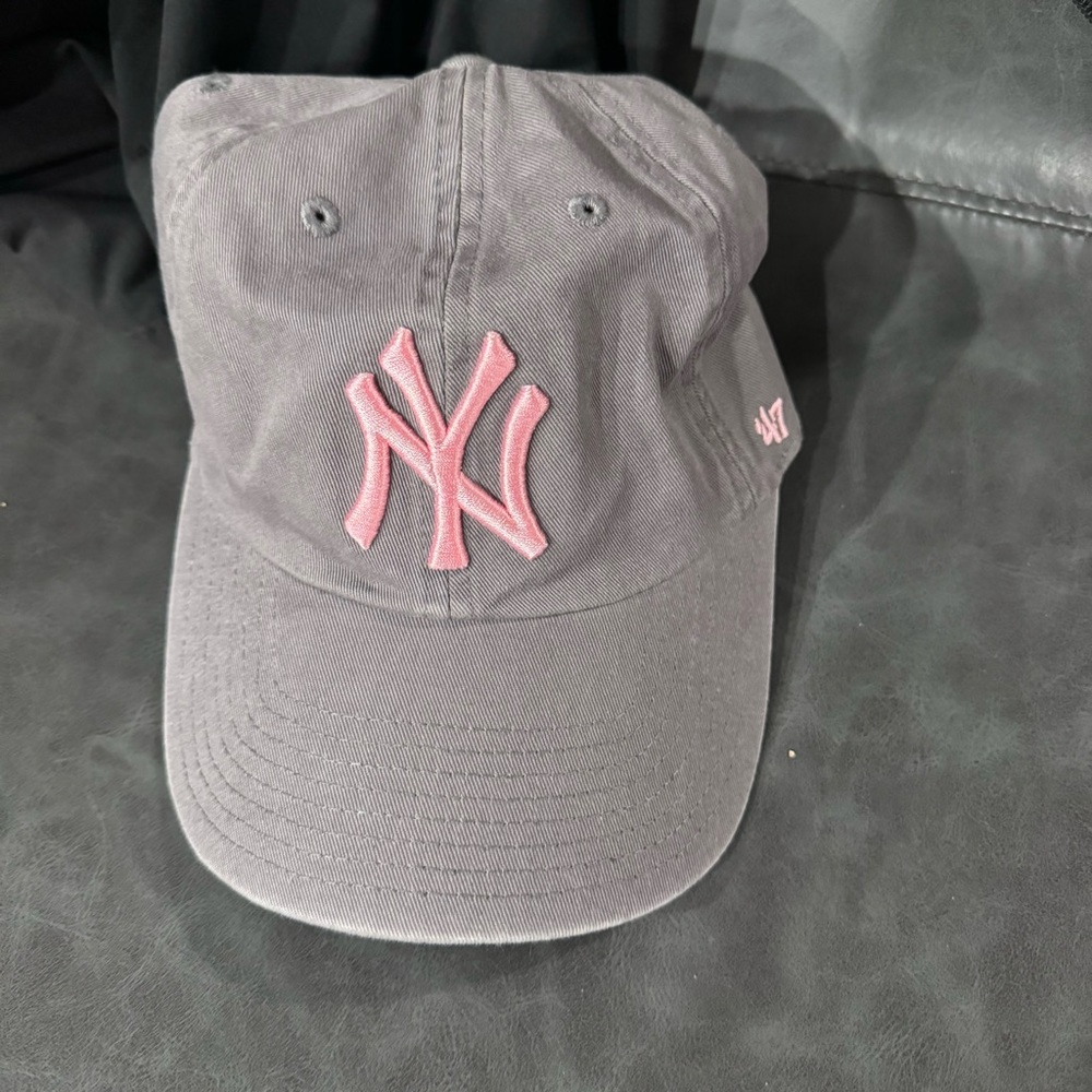 MLB ‘47 New York Yankees Baseball Hat Pink Grey